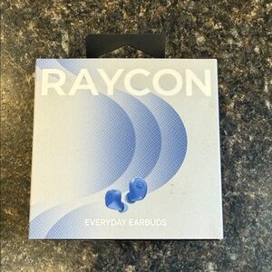 Raycon Everyday Earbuds - Blue NWT